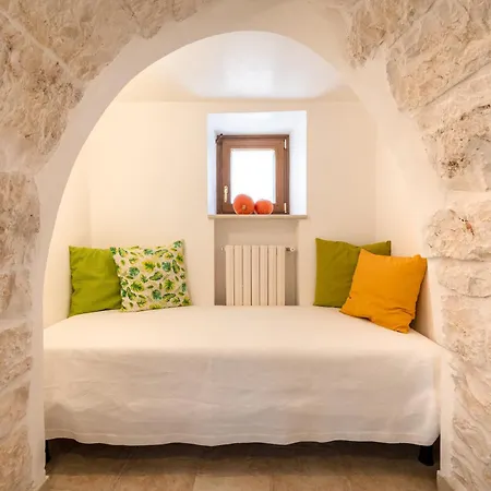 ヴィラ Trulli Orma マルティナ・フランカ